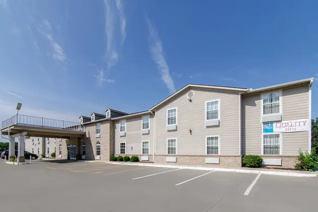 Photo 1 - Quality Inn Kearney - Liberty
