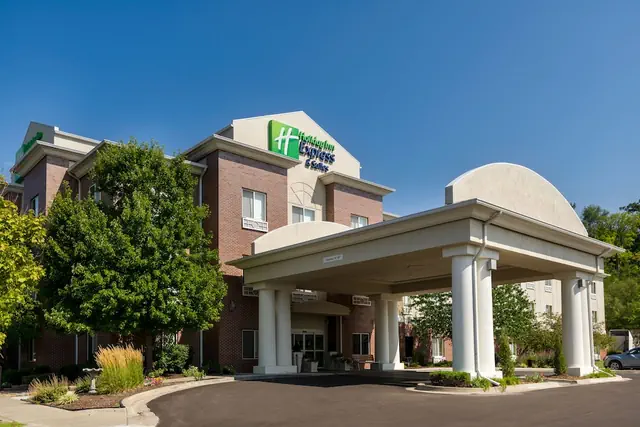 Photo 1 - Holiday Inn Express Hotel & Suites Independence-Kansas City by IHG