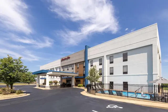 Photo 1 - Hampton Inn St. Robert/Ft. Leonard Wood