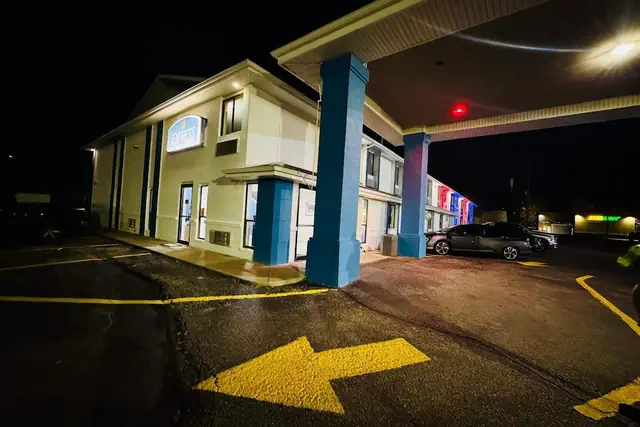 Photo 1 - express inn