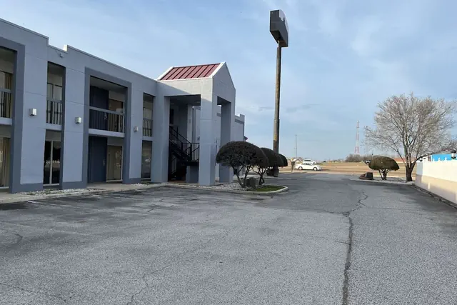 Photo 1 - Studio 6 Suites West Memphis, AR - Memphis