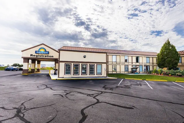Photo 1 - Days Inn by Wyndham Sharonville