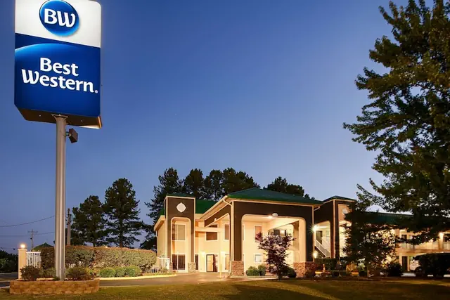 Photo 1 - Best Western Fairwinds Inn