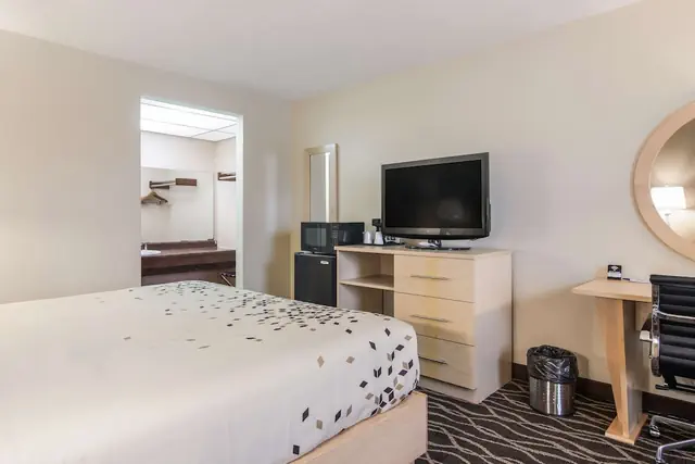 Photo 1 - Americas Best Value Inn Alliance