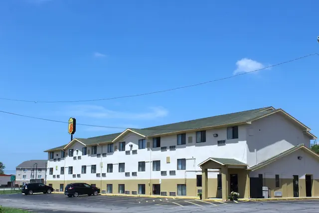 Photo 1 - Super 8 by Wyndham Topeka/Wanamaker RD/I-70
