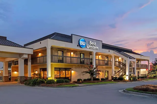 Photo 1 - Best Western Colonial Inn