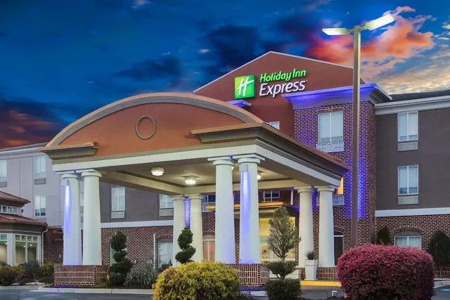 Photo 1 - Holiday Inn Express Hotel & Suites Bremen by IHG