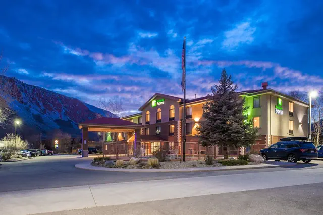 Photo 1 - Holiday Inn Express Glenwood Springs by IHG