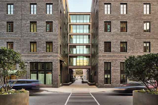 Photo 1 - The Ann Savannah, Apartments By Marriott Bonvoy