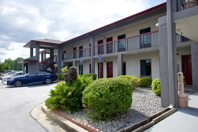 Photo 1 - Red Roof Inn Savannah North I-95 – Port Wentworth