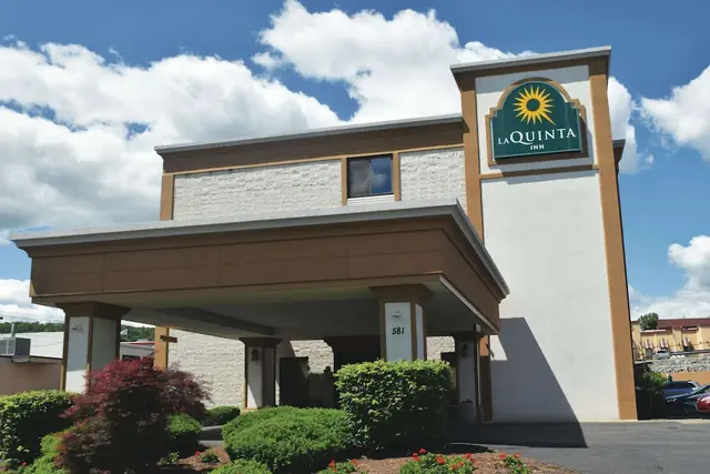 Photo 1 - La Quinta Inn by Wyndham Binghamton - Johnson City