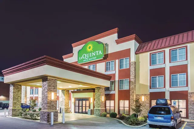 Photo 1 - La Quinta Inn & Suites by Wyndham O'Fallon, IL - St. Louis
