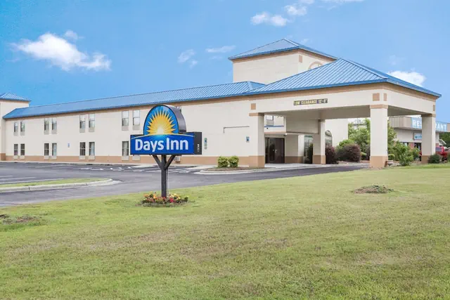 Photo 1 - Days Inn by Wyndham Selma
