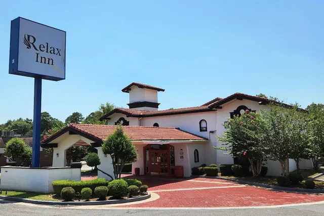 Photo 1 - Budget Host Inn- Medical Center