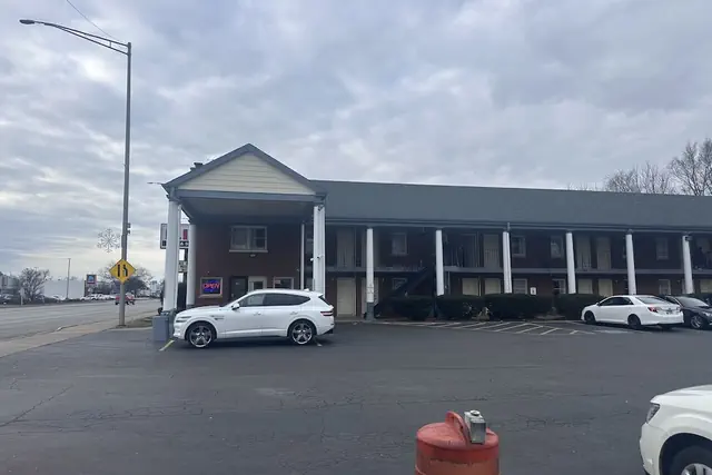 Photo 1 - Capital O Elite Inn & Suites South Holland I 94