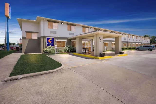 Photo 1 - Comfort Inn Marion