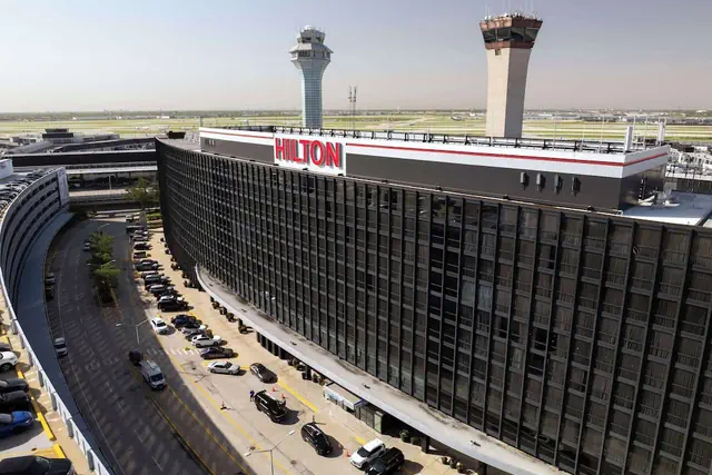 Photo 1 - Hilton Chicago O'Hare Airport