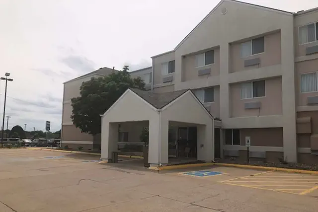 Photo 1 - Comfort Inn Davenport East - Bettendorf