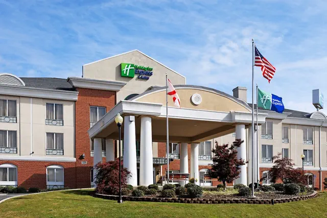Photo 1 - Holiday Inn Express Hotel & Suites Cullman by IHG