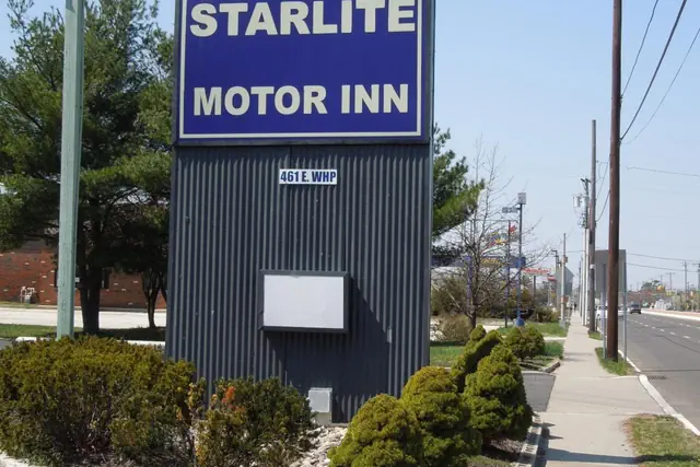 Photo 1 - Starlite Motor Inn