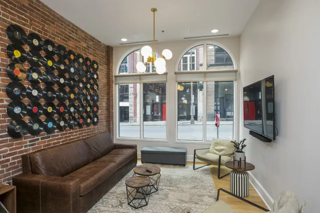 Photo 1 - The Record Room - 2 Blocks to Broadway