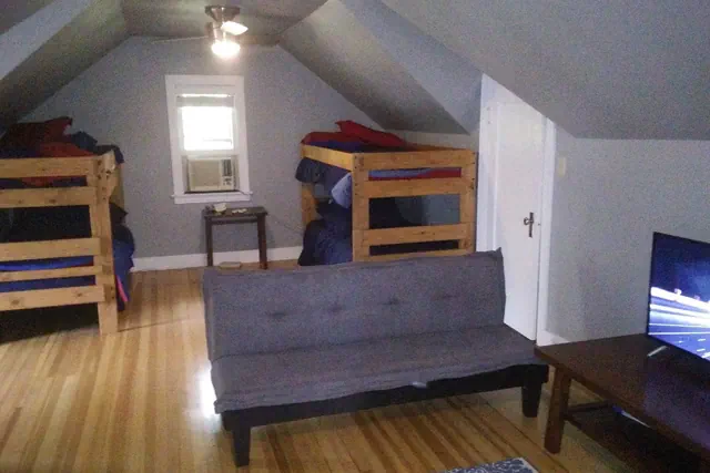 Photo 1 - Historic Twin Tudors Inn Northwest Room w/Loft (KP1404NWLoft)