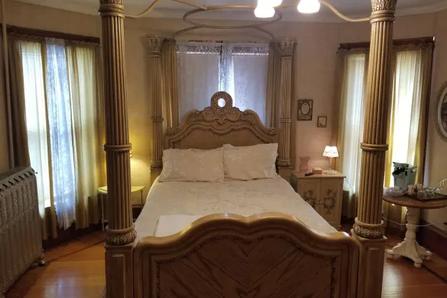Photo 1 - Historic Victorian Inn - White Suite (KP117White)