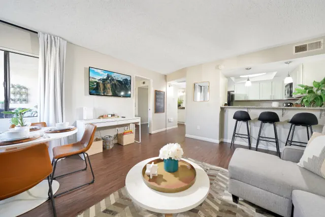Photo 1 - Casa de Calma - Fast Internet - Near Disneyland & CHOC - 1BR