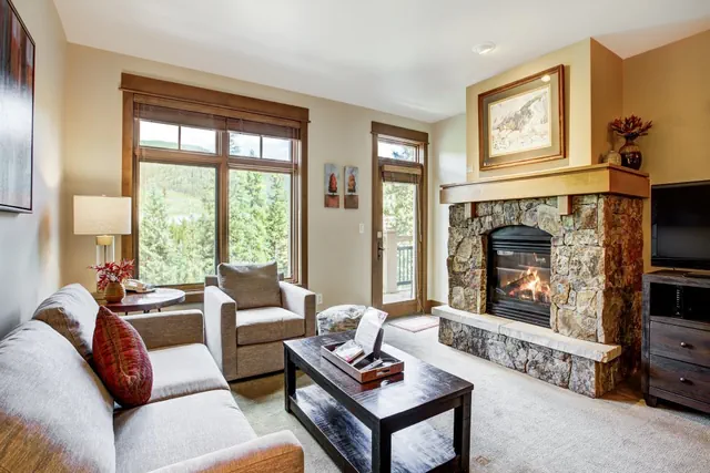Photo 1 - 1Br Ski-in/Ski-out~On Mountain~Lone Eagle 3031~Kids Ski Free