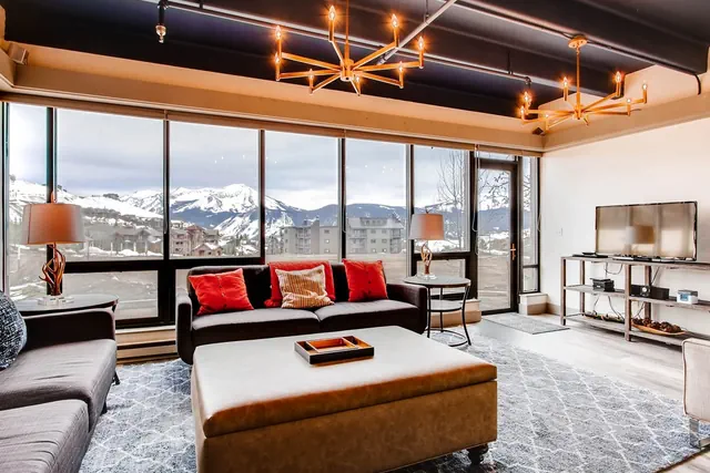 Photo 1 - Uniquely Decorated Mountain Plaza Condo