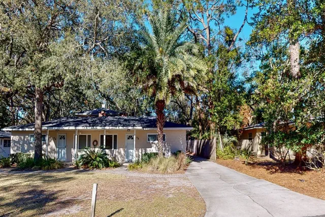 Photo 1 - Krewer Duplex