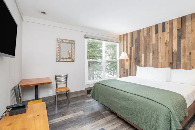 Photo 1 - Mountainside Inn 209