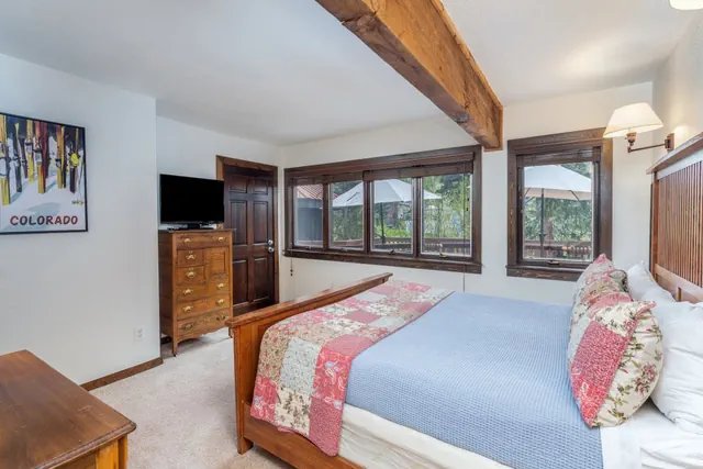 Photo 1 - Manitou Lodge #4