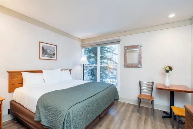 Photo 1 - Mountainside Inn 205