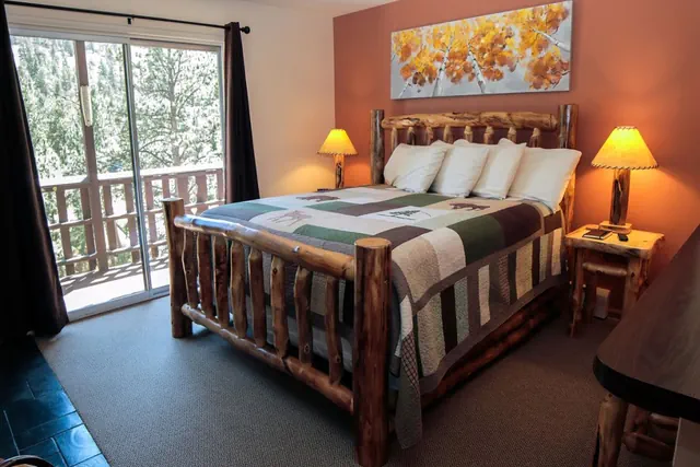 Photo 1 - Fawn Valley Inn: 278