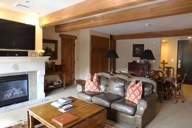 Photo 1 - Upgraded Deluxe Mountain Studio