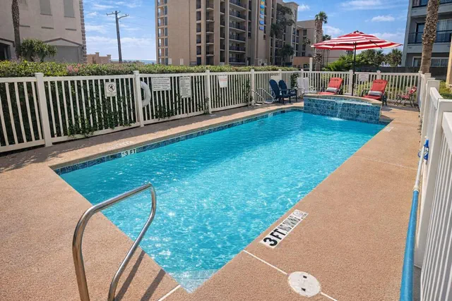 Photo 1 - 3rd Flr Beachview Luxe " Elevator " Pool " BBQ