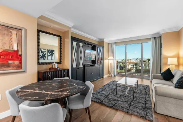 Photo 1 - Perfect Condo on Las Vegas Strip w/ Jacuzzi Tub!