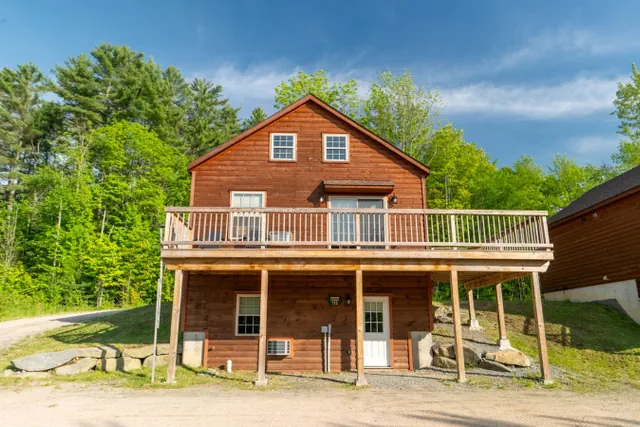 Photo 1 - 4BR Log Cabin Retreat Near Franconia Notch