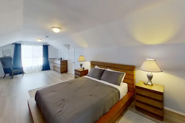 Photo 1 - WELL-APPOINTED 3BR HOUSE with OFFICE & FENCED YARD in Noho Arts District (p44)