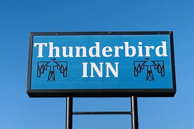 Photo 1 - Thunderbird Inn