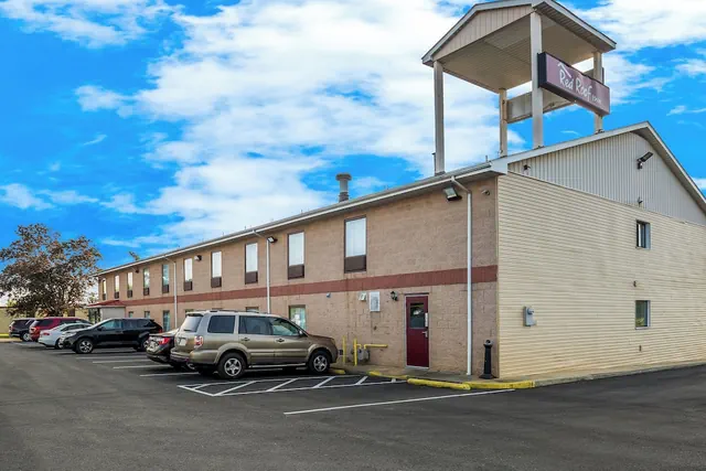 Photo 1 - Red Roof Inn Allentown South