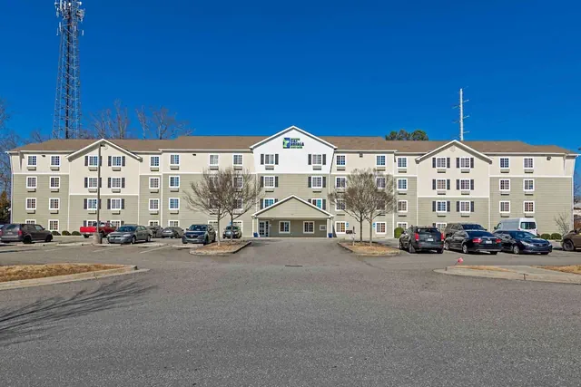 Photo 1 - Extended Stay America Select Suites - Atlanta - Alpharetta