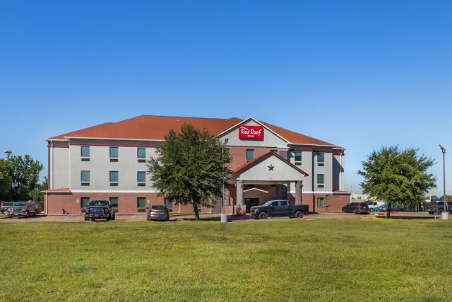 Photo 1 - Red Roof Inn La Porte