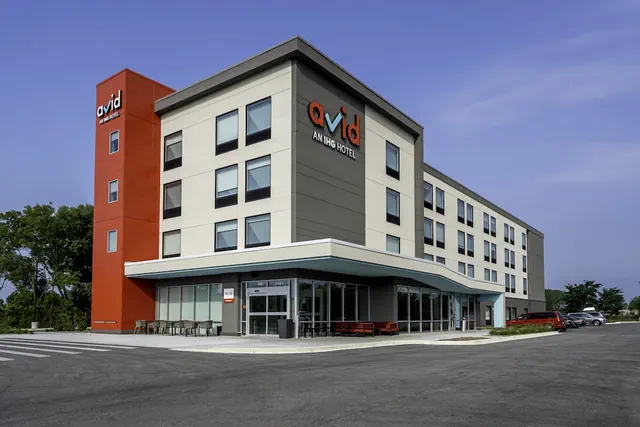 Photo 1 - avid hotel Milwaukee West Waukesha by IHG