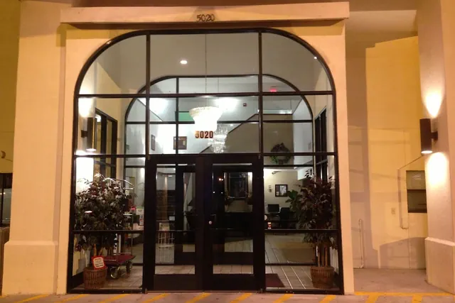 Photo 1 - Brentwood Inn & Suites
