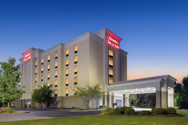 Photo 1 - Hampton Inn & Suites Adairsville-Calhoun Area