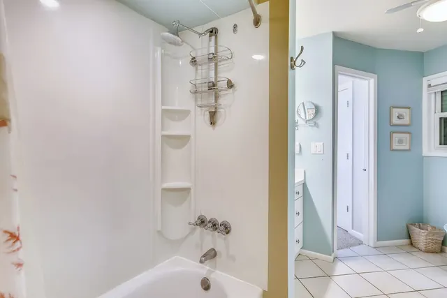 Photo 1 - Beachfront Seashell by Ryson Vacation Rentals