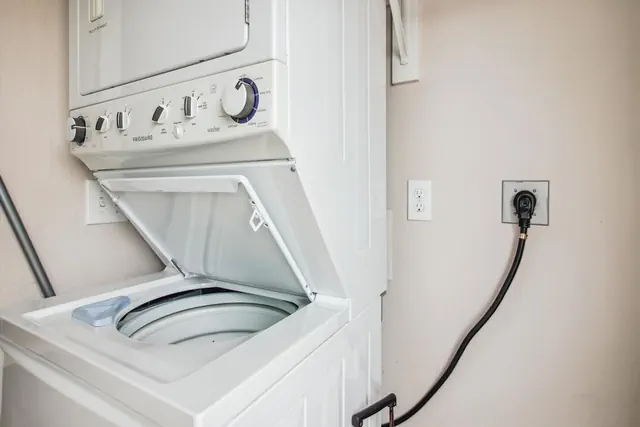 Photo 1 - Sunny Beach Sandcastle Cottage by Ryson Vacation Rentals