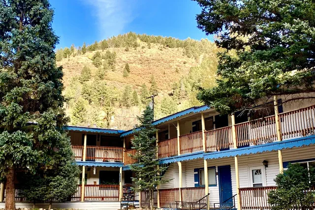 Photo 1 - Bellamys Ski Haus